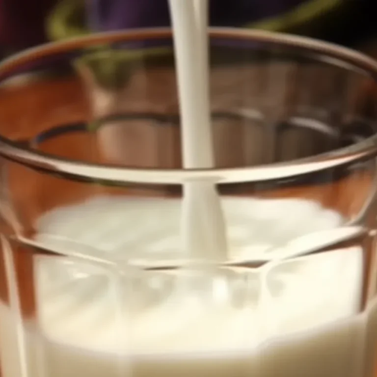 Comparison of kefir and yogurt showcasing their differences in texture and probiotics.