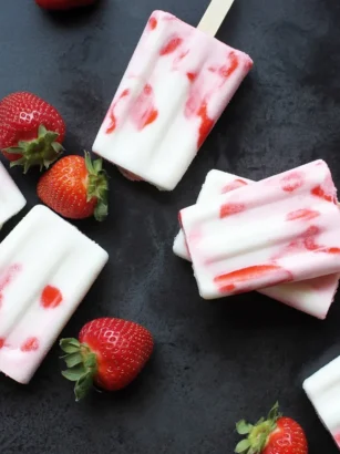 Delicious Frozen Yogurt Kefir Popsicles made with fruits and kefir for a healthy treat.