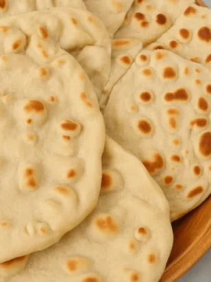 Fluffy Yogurt-Kefir Flatbread served with a tasty dip.